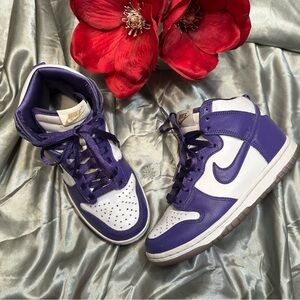 🌹NIKE Women’s Purple Nike Dunk High Top Sneakers - RETAIL $120